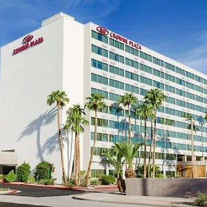 https://crowne-plaza-phoenix-airport.hotelsofphoenix.com
